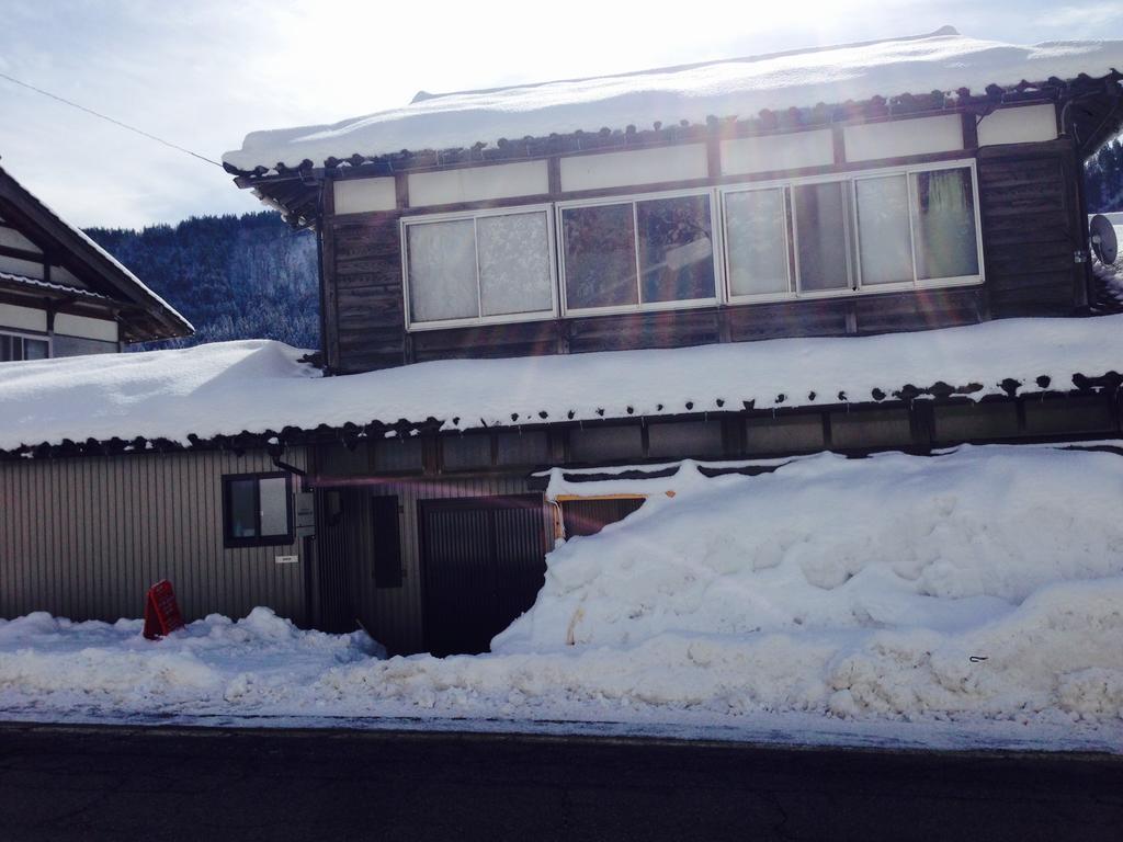 Guest House Yamashita-Ya Nanto Kültér fotó