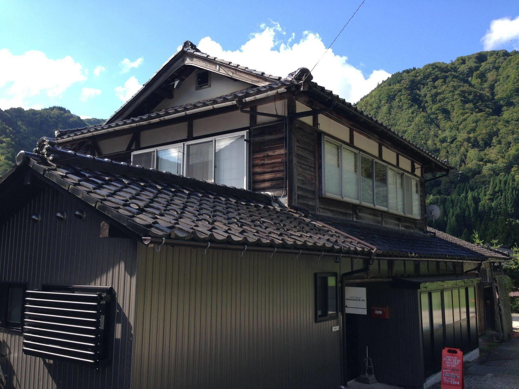 Guest House Yamashita-Ya Nanto Kültér fotó